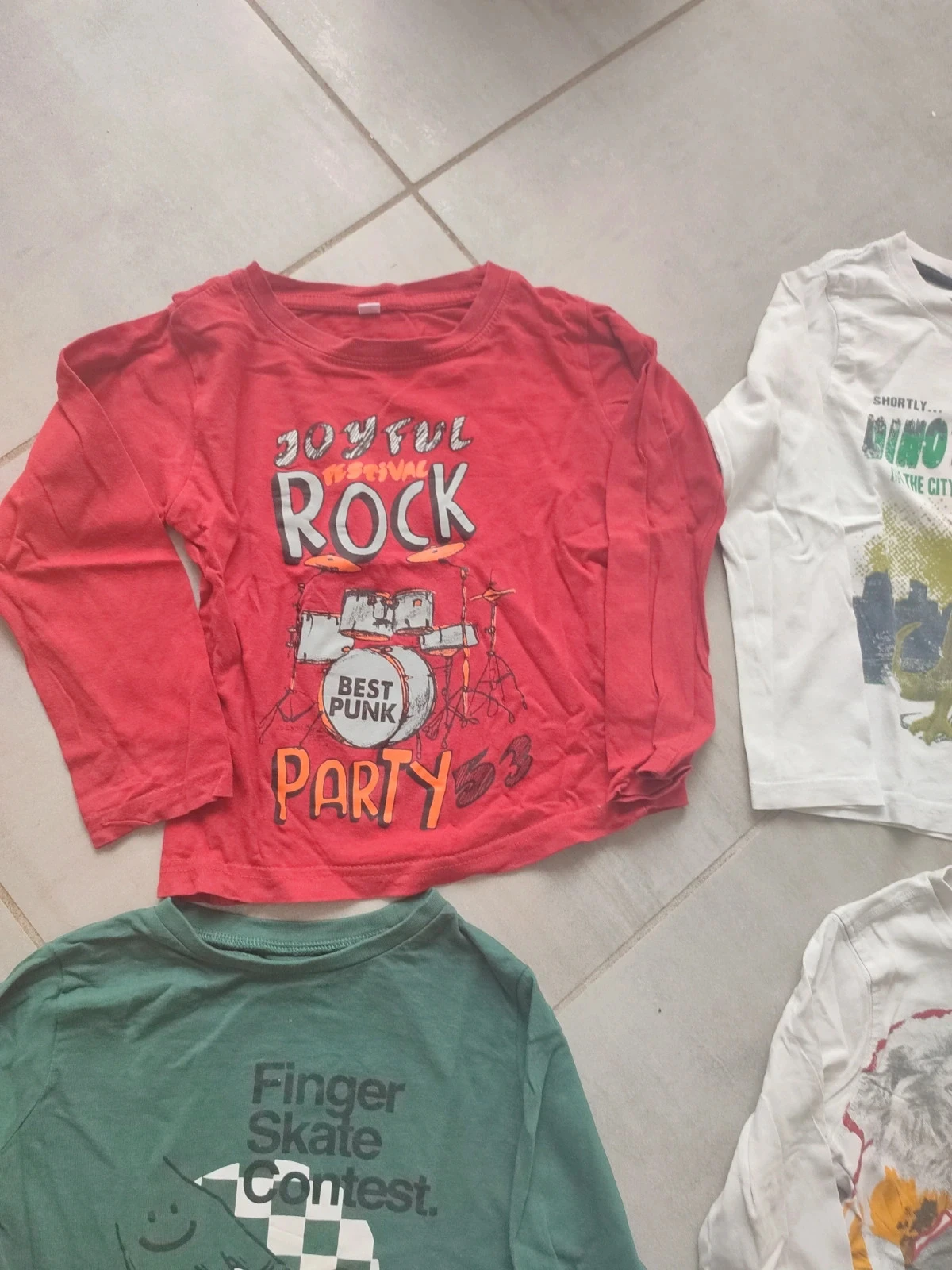 Lot of long-sleeve t-shirts for 4-year-old boys – photo 11